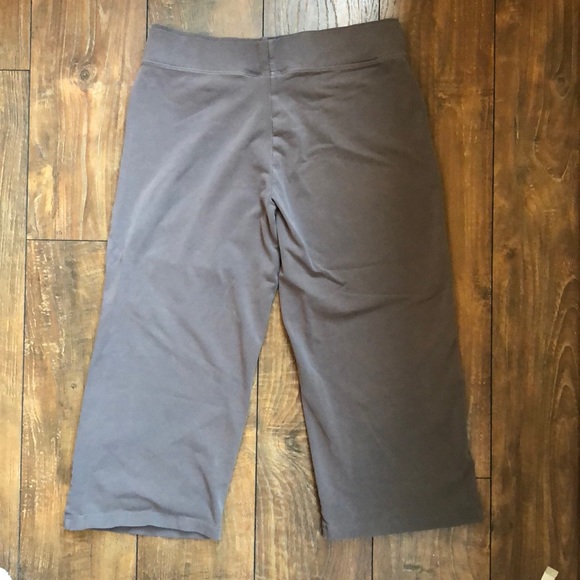 Champion 3/4 length workout pants - Picture 3 of 8